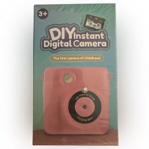 DIY Instant Digital Camera PINK NEW IN SEALED PACKAGE Kids Camera